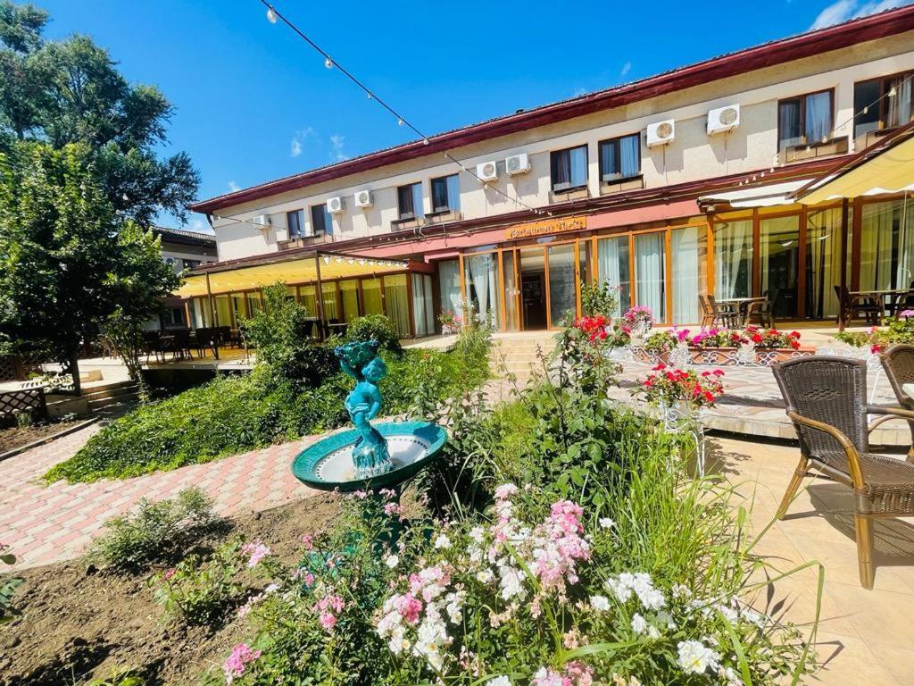 Hotel Turist Neptun Exterior photo